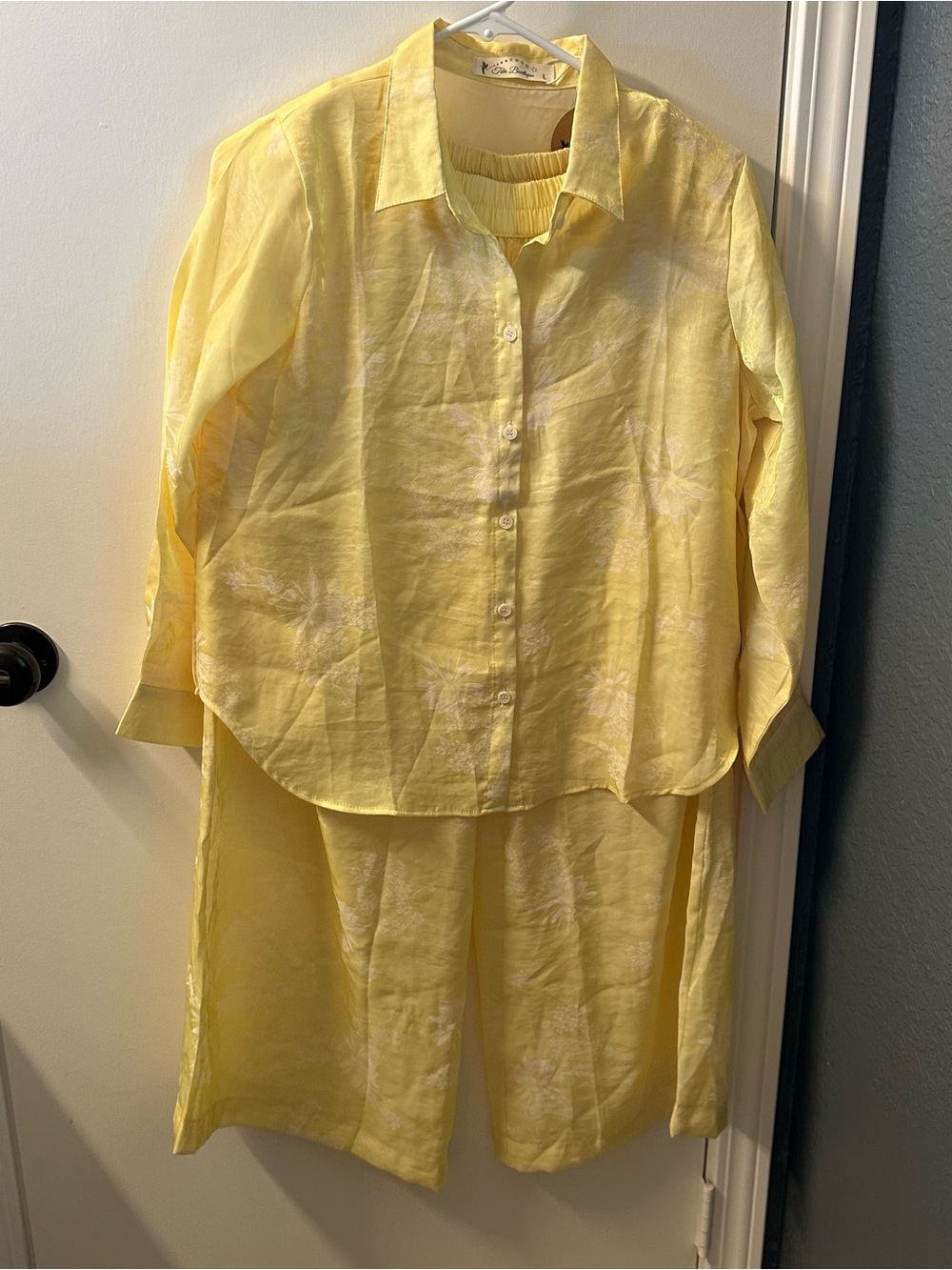 Light Yellow Linen Button-Up Top and Matching Pants Set